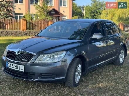 Серый Шкода Октавия, объемом двигателя 1.6 л и пробегом 177 тыс. км за 8600 $, фото 1 на Automoto.ua