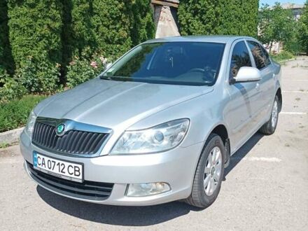 Шкода Октавія 2011 у Умани на Automoto.ua Сірий Шкода Октавія, об'ємом двигуна 1.8 л та пробігом 212 тис. км за 7800 $, фото 1 на Automoto.ua
