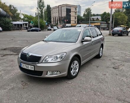Сірий Шкода Октавія, об'ємом двигуна 1.6 л та пробігом 313 тис. км за 7800 $, фото 1 на Automoto.ua
