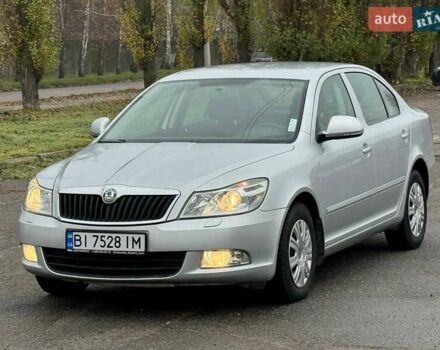 Серый Шкода Октавия, объемом двигателя 1.2 л и пробегом 190 тыс. км за 6750 $, фото 1 на Automoto.ua