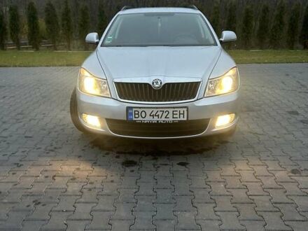 Серый Шкода Октавия, объемом двигателя 1.6 л и пробегом 211 тыс. км за 9449 $, фото 1 на Automoto.ua