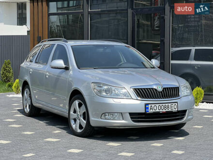 Шкода Октавия 2011 в Ужгороде на Automoto.ua Серый Шкода Октавия, объемом двигателя 1.6 л и пробегом 286 тыс. км за 8400 $, фото 1 на Automoto.ua