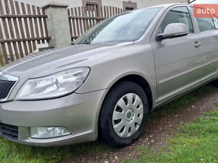 Сірий Шкода Октавія, об'ємом двигуна 1.8 л та пробігом 180 тис. км за 7500 $, фото 1 на Automoto.ua