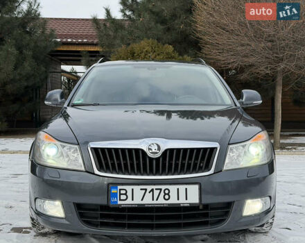 Сірий Шкода Октавія, об'ємом двигуна 1.6 л та пробігом 281 тис. км за 8500 $, фото 1 на Automoto.ua