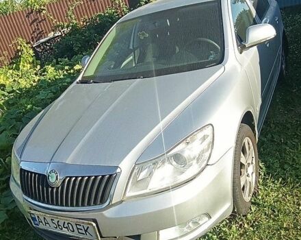Серый Шкода Октавия, объемом двигателя 1.8 л и пробегом 215 тыс. км за 5500 $, фото 1 на Automoto.ua