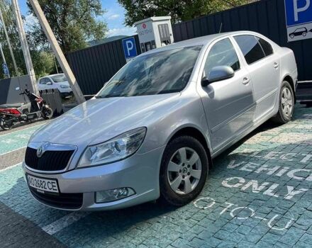 Серый Шкода Октавия, объемом двигателя 1.6 л и пробегом 263 тыс. км за 7500 $, фото 1 на Automoto.ua