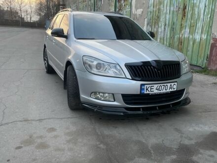 Шкода Октавія 2011 у Соленом на Automoto.ua Сірий Шкода Октавія, об'ємом двигуна 1.6 л та пробігом 260 тис. км за 8500 $, фото 1 на Automoto.ua