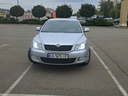 Шкода Октавия 2011 в Киеве на Automoto.ua Серый Шкода Октавия, объемом двигателя 1.6 л и пробегом 225 тыс. км за 7700 $, фото 1 на Automoto.ua