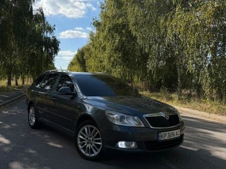 Сірий Шкода Октавія, об'ємом двигуна 1.8 л та пробігом 256 тис. км за 7800 $, фото 1 на Automoto.ua