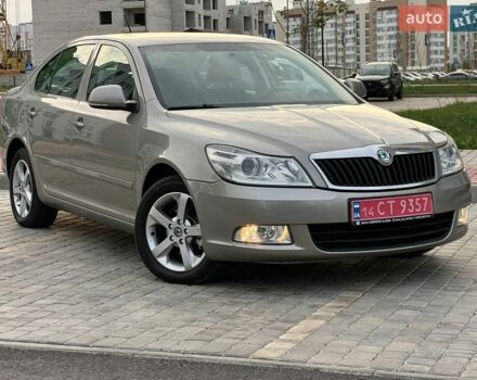 Серый Шкода Октавия, объемом двигателя 1.6 л и пробегом 186 тыс. км за 9500 $, фото 1 на Automoto.ua