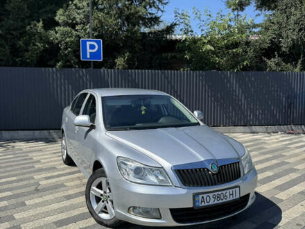 Серый Шкода Октавия, объемом двигателя 1.6 л и пробегом 306 тыс. км за 7900 $, фото 1 на Automoto.ua