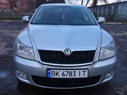 Серый Шкода Октавия, объемом двигателя 1.6 л и пробегом 257 тыс. км за 6450 $, фото 1 на Automoto.ua