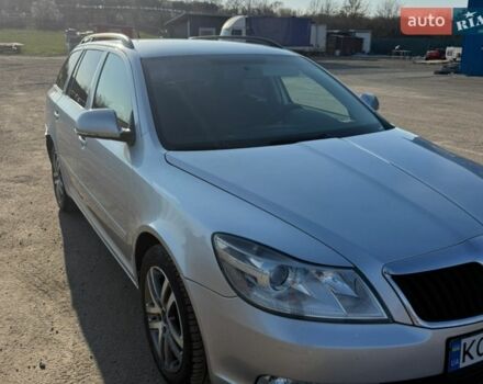 Серый Шкода Октавия, объемом двигателя 1.6 л и пробегом 320 тыс. км за 6600 $, фото 1 на Automoto.ua
