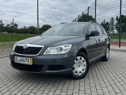 Шкода Октавия 2011 в Бучаче на Automoto.ua Серый Шкода Октавия, объемом двигателя 1.39 л и пробегом 175 тыс. км за 7900 $, фото 1 на Automoto.ua