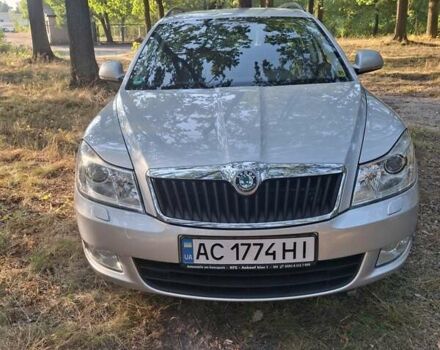 Серый Шкода Октавия, объемом двигателя 1.6 л и пробегом 216 тыс. км за 8200 $, фото 1 на Automoto.ua
