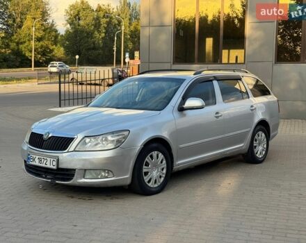 Серый Шкода Октавия, объемом двигателя 1.6 л и пробегом 300 тыс. км за 5300 $, фото 1 на Automoto.ua