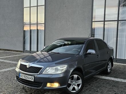 Шкода Октавия 2011 в Хусте на Automoto.ua Серый Шкода Октавия, объемом двигателя 2 л и пробегом 294 тыс. км за 8500 $, фото 1 на Automoto.ua