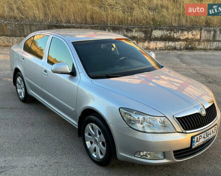 Серый Шкода Октавия, объемом двигателя 1.6 л и пробегом 253 тыс. км за 8700 $, фото 1 на Automoto.ua