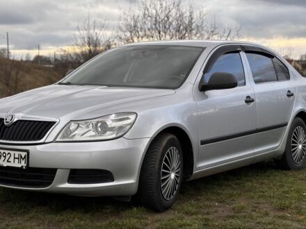 Серый Шкода Октавия, объемом двигателя 1.6 л и пробегом 202 тыс. км за 7700 $, фото 1 на Automoto.ua