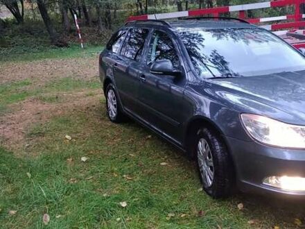 Шкода Октавія 2011 у Коростене на Automoto.ua Сірий Шкода Октавія, об'ємом двигуна 1.4 л та пробігом 227 тис. км за 7800 $, фото 1 на Automoto.ua