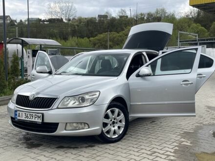 Серый Шкода Октавия, объемом двигателя 1.6 л и пробегом 300 тыс. км за 6200 $, фото 1 на Automoto.ua