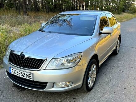 Серый Шкода Октавия, объемом двигателя 1.8 л и пробегом 165 тыс. км за 9800 $, фото 1 на Automoto.ua