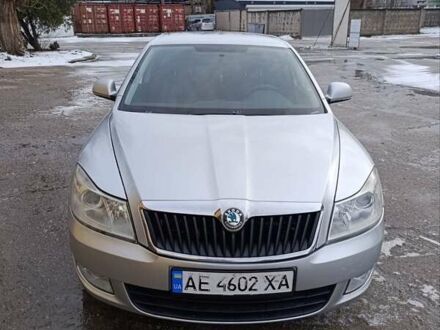 Серый Шкода Октавия, объемом двигателя 1.6 л и пробегом 231 тыс. км за 9300 $, фото 1 на Automoto.ua