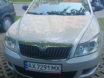 Шкода Октавия 2011 в Ивано-Франковске на Automoto.ua Серый Шкода Октавия, объемом двигателя 1.4 л и пробегом 185 тыс. км за 7450 $, фото 1 на Automoto.ua