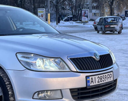 Серый Шкода Октавия, объемом двигателя 1.8 л и пробегом 186 тыс. км за 7800 $, фото 1 на Automoto.ua