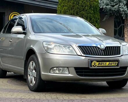 Серый Шкода Октавия, объемом двигателя 1.8 л и пробегом 155 тыс. км за 8999 $, фото 1 на Automoto.ua