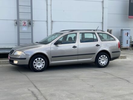 Шкода Октавія 2011 у Києві на Automoto.ua Сірий Шкода Октавія, об'ємом двигуна 1.6 л та пробігом 180 тис. км за 7500 $, фото 1 на Automoto.ua