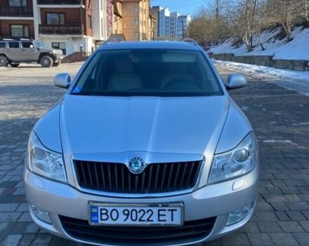 Серый Шкода Октавия, объемом двигателя 1.8 л и пробегом 227 тыс. км за 8200 $, фото 1 на Automoto.ua