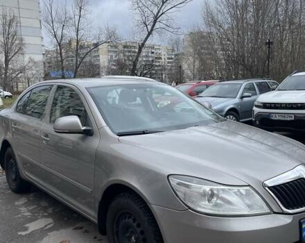 Серый Шкода Октавия, объемом двигателя 1.6 л и пробегом 237 тыс. км за 6500 $, фото 1 на Automoto.ua