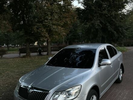 Сірий Шкода Октавія, об'ємом двигуна 1.8 л та пробігом 284 тис. км за 8000 $, фото 1 на Automoto.ua