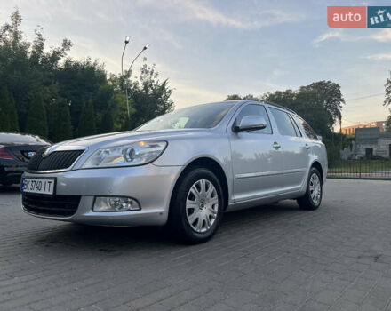Серый Шкода Октавия, объемом двигателя 1.6 л и пробегом 238 тыс. км за 8999 $, фото 1 на Automoto.ua
