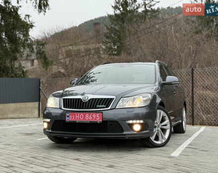 Сірий Шкода Октавія, об'ємом двигуна 2 л та пробігом 270 тис. км за 12000 $, фото 1 на Automoto.ua