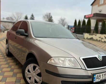 Серый Шкода Октавия, объемом двигателя 1.6 л и пробегом 235 тыс. км за 7500 $, фото 1 на Automoto.ua