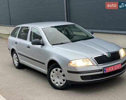 Сірий Шкода Октавія, об'ємом двигуна 1.6 л та пробігом 184 тис. км за 6999 $, фото 1 на Automoto.ua