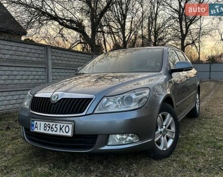 Сірий Шкода Октавія, об'ємом двигуна 1.6 л та пробігом 317 тис. км за 8000 $, фото 1 на Automoto.ua