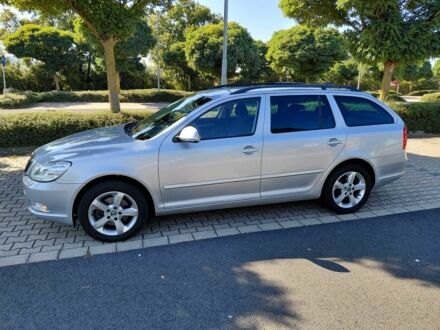 Серый Шкода Октавия, объемом двигателя 0 л и пробегом 261 тыс. км за 11200 $, фото 1 на Automoto.ua