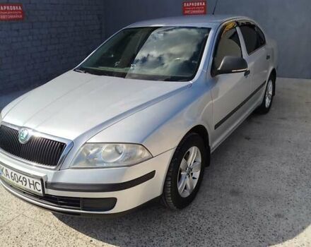 Серый Шкода Октавия, объемом двигателя 1.6 л и пробегом 204 тыс. км за 6800 $, фото 1 на Automoto.ua