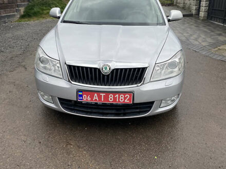 Сірий Шкода Октавія, об'ємом двигуна 1.6 л та пробігом 230 тис. км за 8400 $, фото 1 на Automoto.ua