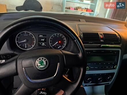 Шкода Октавія 2012 у Запоріжжя на Automoto.ua Сірий Шкода Октавія, об'ємом двигуна 1.6 л та пробігом 173 тис. км за 9200 $, фото 1 на Automoto.ua