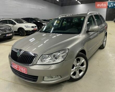 Серый Шкода Октавия, объемом двигателя 1.2 л и пробегом 197 тыс. км за 7450 $, фото 1 на Automoto.ua