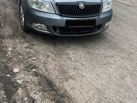 Сірий Шкода Октавія, об'ємом двигуна 1.6 л та пробігом 416 тис. км за 6800 $, фото 1 на Automoto.ua