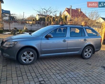 Серый Шкода Октавия, объемом двигателя 1.6 л и пробегом 245 тыс. км за 8500 $, фото 1 на Automoto.ua