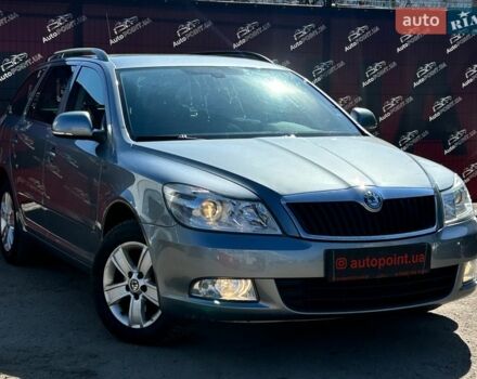 Серый Шкода Октавия, объемом двигателя 2 л и пробегом 242 тыс. км за 10900 $, фото 1 на Automoto.ua