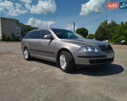 Серый Шкода Октавия, объемом двигателя 1.6 л и пробегом 240 тыс. км за 7100 $, фото 1 на Automoto.ua