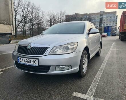 Серый Шкода Октавия, объемом двигателя 1.8 л и пробегом 242 тыс. км за 8200 $, фото 1 на Automoto.ua