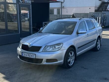 Серый Шкода Октавия, объемом двигателя 1.6 л и пробегом 329 тыс. км за 7800 $, фото 1 на Automoto.ua